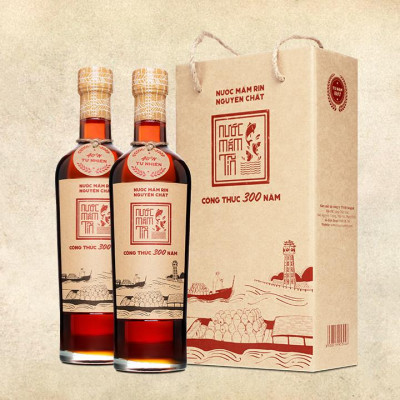 Thùng 6 chai nước Mắm Tĩn nhãn đỏ độ đạm 40N tự nhiên chai 500ml nước mắm rin nguyên chất truyền thống sạch từ cá cơm than muối tinh khiết sánh đặc thịt cá không chất bảo quản