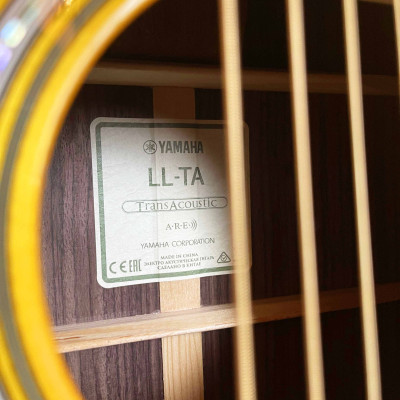 Đàn Guitar Acoustic Yamaha LL-TA (hàng chính hãng)