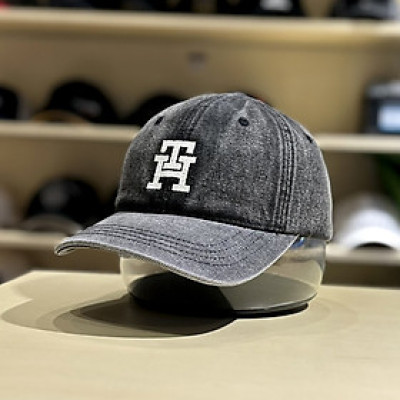 Nón kết, mũ lưỡi trai Tom phối vải jeans form đẹp thời trang đường phố