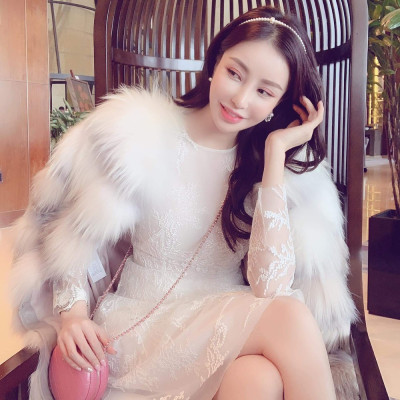 Bờm Tóc Ngọc Trai Nhân Tạo Đính Hạt Tiểu Thư