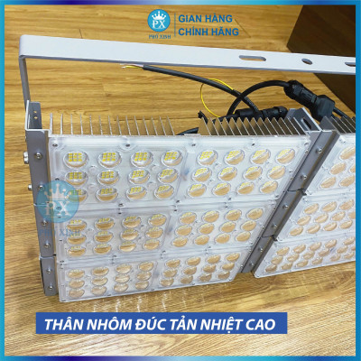 Đèn Pha cao áp 577W chip led P h i l i p s rọi xa, IP66 chuyên lắp đặt công trình vòng xoay, sân bóng