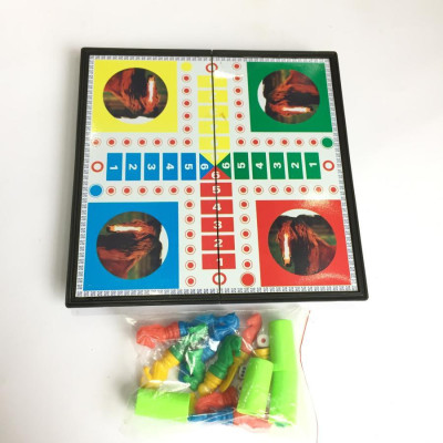 Cờ cá ngựa nam châm hộp đỏ 