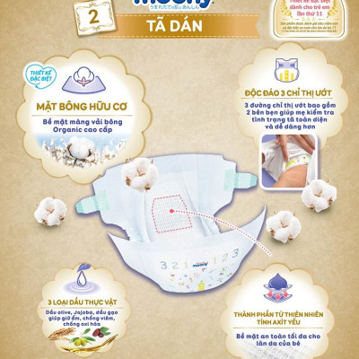 Tã/Bỉm dán Moony Natural Size L- 38 miếng( bé 9-14 kg)