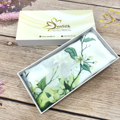 Khăn Lụa Đẹp Vẽ Hoa Bưởi SenSilk – Quà Lưu Niệm Ý Nghĩa, Khăn Lụa Vuông Cao Cấp