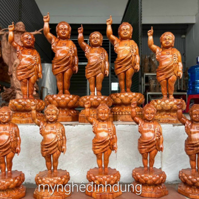 Tượng phật đản sinh bằng gỗ hương đá kt cao 40×15cm 