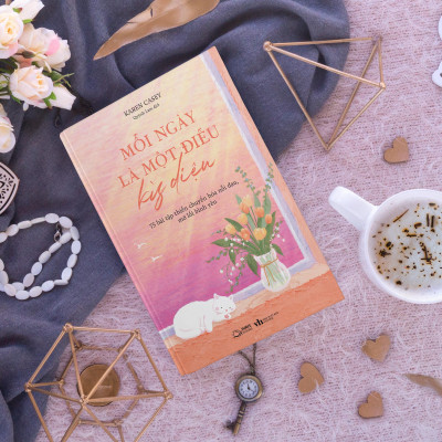 Sách - Mỗi Ngày Là Một Điều Kỳ Diệu - 75 Bài Tập Thiền Chuyển Hóa Nỗi Đau, Mở Lối Bình Yên