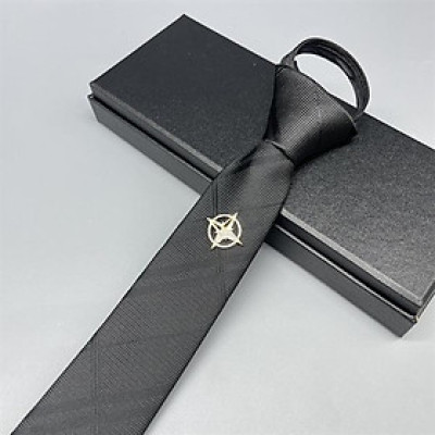 Cà vạt nam thắt sẵn 6cm màu đen hoạ tiết gắn tag cài thời trang 2024