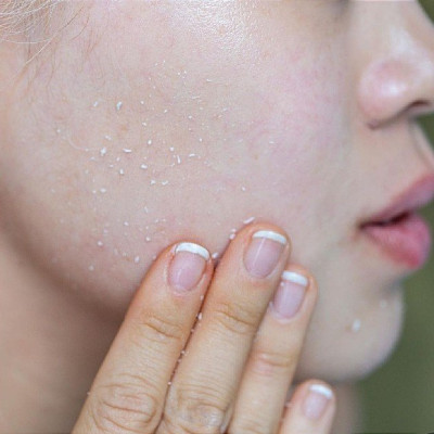 Gel Tẩy Tế Bào Chết Cure Natural Aqua Gel (250 G)