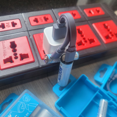 Vỉ 4 Pin sạc AA AAA chuẩn 1.5V Beston Dung lượng cao đến 2200mWh sạc trực tiếp qua cổng USB type-C dùng cho micro, đồ chơi, đồng hồ, máy ảnh - hàng nhập khẩu