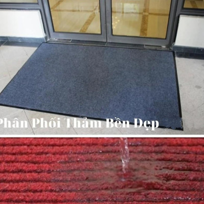 Thảm chùi chân đế chống trượt dạng sọc Stripmate Màu Xám đen / Xám đỏ kT 40 x 60 cm
