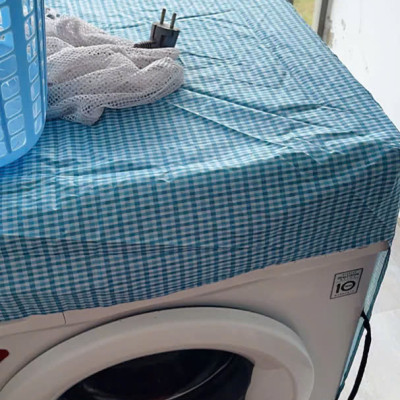 Áo bao    máy giặt cửa trước( ngang)  cho các máy từ 11 - 15kg  , vải dù dày siêu bền , chống nước  và  thoáng khí  , hoa văn   trang nhã , bảo vệ máy sạch sẽ và mới giao màu ngẫu nhiên