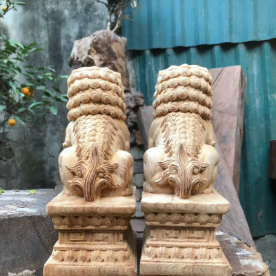 Tượng đôi nghê phong thủy hút tài lộc bằng gỗ ngọc am thơm nức kt cao 20×12×8cm 