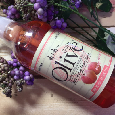 Sữa tắm dưỡng ẩm hương đào tiên Mira Olive Well-being Foam Bath Hàn Quốc 750ml