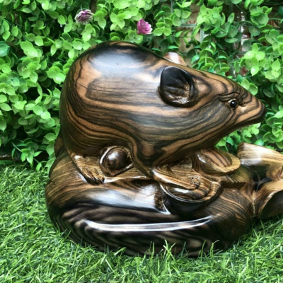 Tượng con chuột trang trí phong thủy hút tài lộc bằng gỗ mun kt 20×15×12,5cm