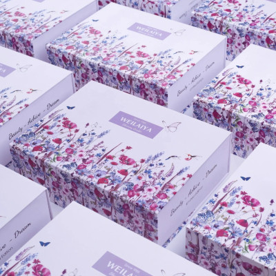 Set quà tặng cao cấp WEILAIYA: Combo Sữa tắm Hoa Trà và Tẩy tế bào chết body