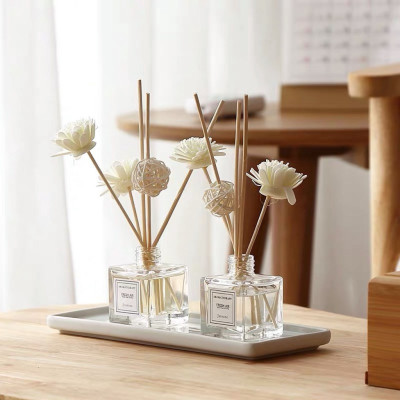 Hoa Tinh Dầu Nước Hoa Thơm Phòng Tặng Kèm Que Khuếch Tán