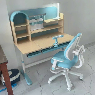 Bàn học sinh thông minh đa năng, nâng hạ tay quay, điều chỉnh góc nghiêng, chống cận Juno sofa CTIRS110 ngang 110cm