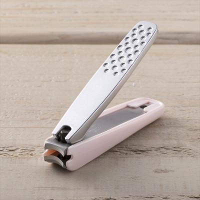 Combo bấm móng tay cao cấp Kai R Nail Clipper TẶNG Hộp 250 tăm bông kháng khuẩn GIÁ KHÔNG ĐỔI!