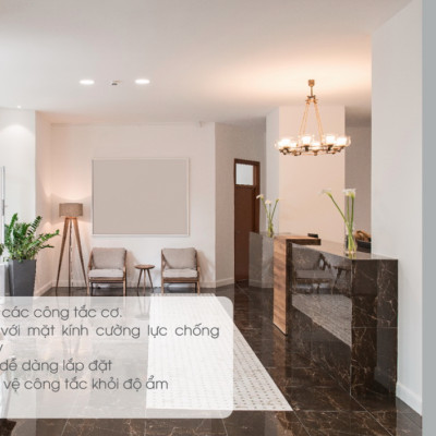 Công tắc cảm ứng Rạng Đông CTCU.WF CN.03T điều khiển từ xa, mặt kính cường lực chống xước, 3 nút bấm - Hàng chính hãng