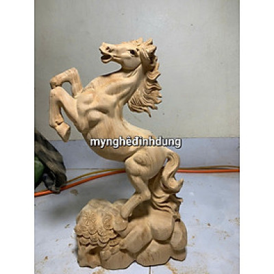 Tượng con ngựa phong thủy bằng gỗ ngọc am thơm nức kt cao 40x20x10cm 