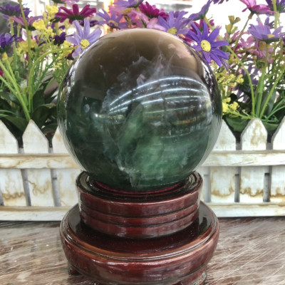 Quả cầu phong thủy đá thạch anh xanh - Đường kính 10,6cm 