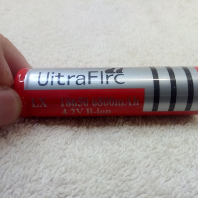 Pin sạc 4.2V 18650 đầu lồi,dung lượng 6800mAh dùng cho Sạc Dự Phòng, Đèn Pin, Micro Karaoke, Quạt Mini, Đồ Chơi, Cell Laptop, Đèn Pin, Mic, Đèn Laze và các thiết bị điện tử khác - Hàng chính hãng