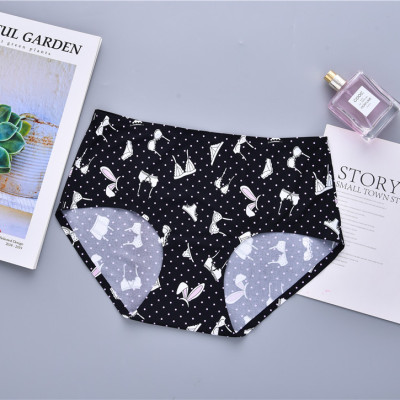 Combo 5 Quần Lót Nữ Su Đúc Họa Tiết 016–018 – Seamless, Co Giãn 4 Chiều, Thoáng Mát