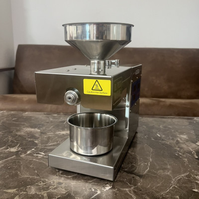 Máy ép dầu thực vật gia đình AOSIDA Anh Quốc B03S Công suất 820W, Năng suất ép 4-6 kg/giờ - Bảo hành 12 tháng, Hàng nhập khẩu