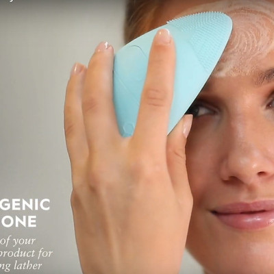 Máy rửa mặt USA Silicone kháng khuẩn công nghệ siêu âm HoMedics FAC-350