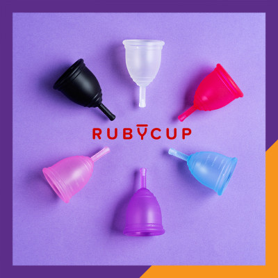 Cốc Nguyệt San Ruby Cup Anh Trong Suốt - Độ Mềm Phù Hợp Phụ Nữ Việt - Vật liệu 100% Sillicon Y Tế Đạt Tiêu Chuẩn FDA – Hàng Chính Hãng Thương Hiệu Được Yêu Thích Tại Anh Và Hơn 36 Quốc Gia - Ruby Cup Clear