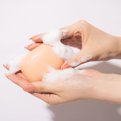 Xà Phòng Tắm Chiết Xuất Từ Mật Ong Pelican Family Soap Honey (80 G)