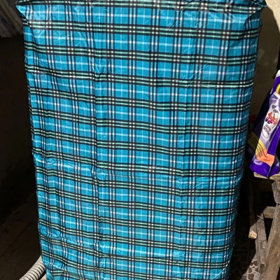 Áo bao máy giặt cửa ngang (trước) cho máy từ 11- 15 kg ,vải dù siêu bền tiện lợi , chống thấm nước , bảo vệ máy giặt dưới mọi thời tiết giao màu ngẫu nhiên