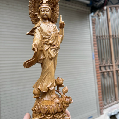 Tượng phật bà quan âm bồ tát bằng gỗ bách xanh thơm nức kt cao 30×8×9cm