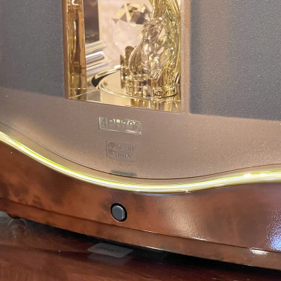 Đồng hồ để bàn Nhật Bản Rhythm 4RH796WU23 – Kt 22.5 x 29.0 x 15.5cm, 1.18Kg. Vỏ nhựa, dùng PIN