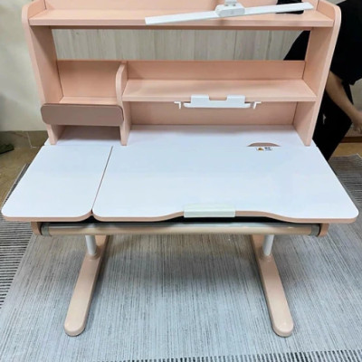 Bàn học sinh thông minh đa năng, nâng hạ tay quay, điều chỉnh góc nghiêng, chống cận Tundo CTIRPro100 kèm đèn ngang 120cm