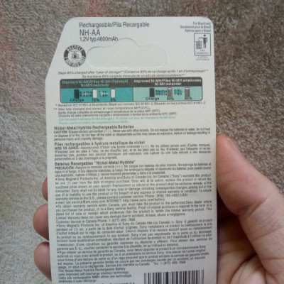 Pin tiểu sạc 2A (AA) 4600 mAh và 3A (AAA) 4300mAh dùng cho các thiết bị điện tử và bộ sạc Jiabao A612