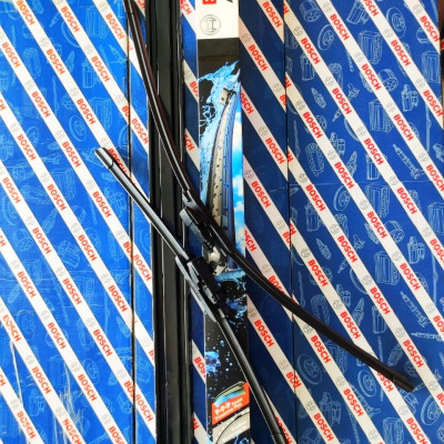 BỘ GẠT MƯA BOSCH AEROTWIN EURO SET AUDI A4 A5 Q3 Q5 (2011-2022) A6 (2018-2022) - 20X24 (7296)