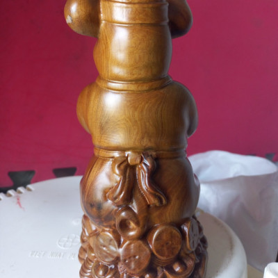 Tượng con heo (lợn )tài lộc phong thủy bằng gỗ bách xanh thơm nức ,kt cao 20×10×10cm