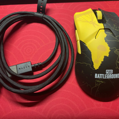 Chuột gaming Razer Viper V2 Pro PUBG: Battlegrounds Edition - Hàng chính hãng