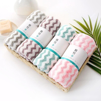 Combo 5 cái khăn lau mặt lông cừu Hàn Quốc .50 x 30cm , kẻ sọc nhiều màu , được cuộn tròn , sợi bông mềm mại cao cấp dùng rất tiện dụng