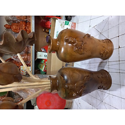 Cặp lộc bình khắc phật bà quan âm bồ tát  bằng gỗ bách xanh thơm nức kt 28×14×14cm 