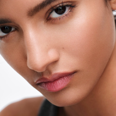 Son dưỡng môi Prada Balm Lip Optimizing Care U001_AUSTRAL PINK 3.8g