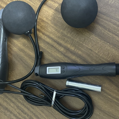 Bóng nhảy dây Rhino RB101, gắn kèm dây nhảy