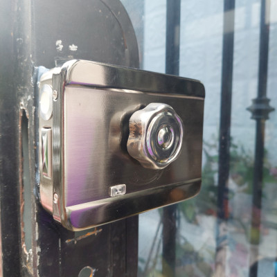 KHÓA THẺ TỪ - VÂN TAY 1 MẶT SAFARISG KC-01, DÙNG APP QUẢN LÝ NGƯỜI DÙNG TRÊN ĐIỆN THOẠI - BLUETOOTH / WIFI ( TÙY CHON) - HÀNG NHẬP KHẨU