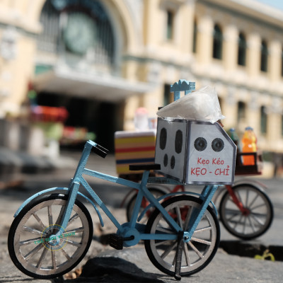MÔ HÌNH TỰ LẮP RÁP DIY SÀI GÒN XƯA VÀ NAY - XE KẸO KÉO - HR03