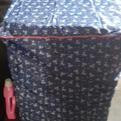 Áo bao    máy giặt cửa trước( ngang)  cho các máy từ 11 - 15kg  , vải dù dày siêu bền , chống nước  và  thoáng khí  , hoa văn   trang nhã , bảo vệ máy sạch sẽ và mới giao màu ngẫu nhiên