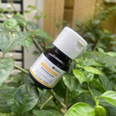 Serum Bielenda Medica trắng da mờ nám tàn nhang (VÀNG)