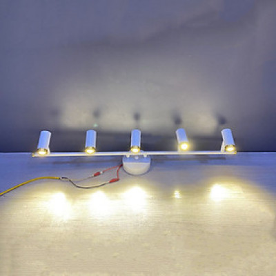 Đèn soi tranh FISTE kiểu dáng hiện đại trang trí nội thất sang trọng.