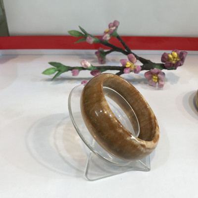 Vòng tay cẩm thạch nam bản to, bản hẹ, bản dày hay bản cao 3cm đá tự nhiên của VN( nhiều size, nhiều màu)