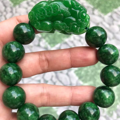 VÒNG TAY PHONG THỦY ĐÁ CẨM THẠCH TỲ HƯU HÚT TÀI LỘC MAY MẮN   VÒNG NAM MỆNH THỦY , MỆNH MỘC ĐEO Ạ  NAM TAY TO 75KG - 90KG ĐEO